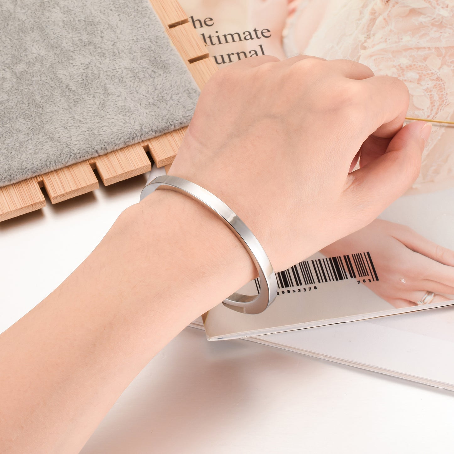 Unique Urns Bangle for Ashes